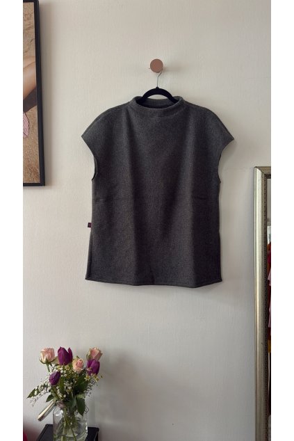 3BF9F3F4 EC1A 4DAA 93B0 5436B72B21CF