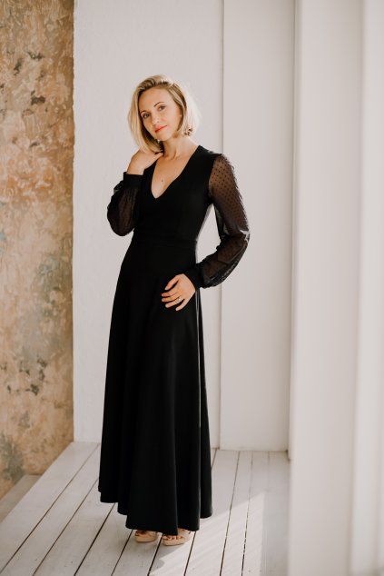 DIONE  Buď ikonou v šatech Dione