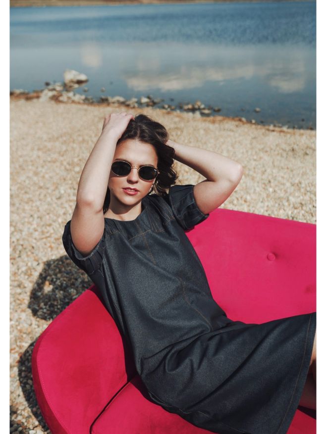 Amelie. Tak tyhle šaty jsem včera vyvenčila a bylo mi v nich náramně. Musela jsem se smát, neb ne všechny modely, které...