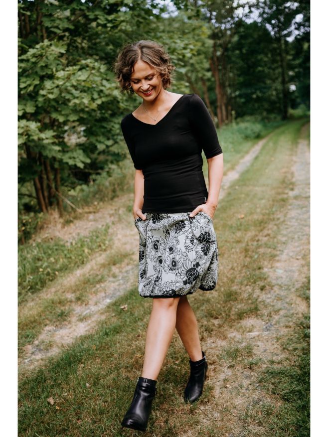 Dnes jsme šily trička Cheryl. Kdo ho má, ví, že to je ten nejlepší materiál jaký jsme kdy měly. Je oboustranné a dá se...