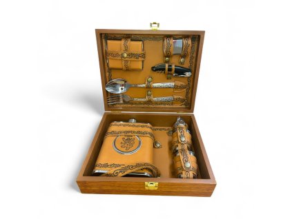 darkovy-set-placatka-s-priborem--zapalovacem-a-tabaterkou-czech