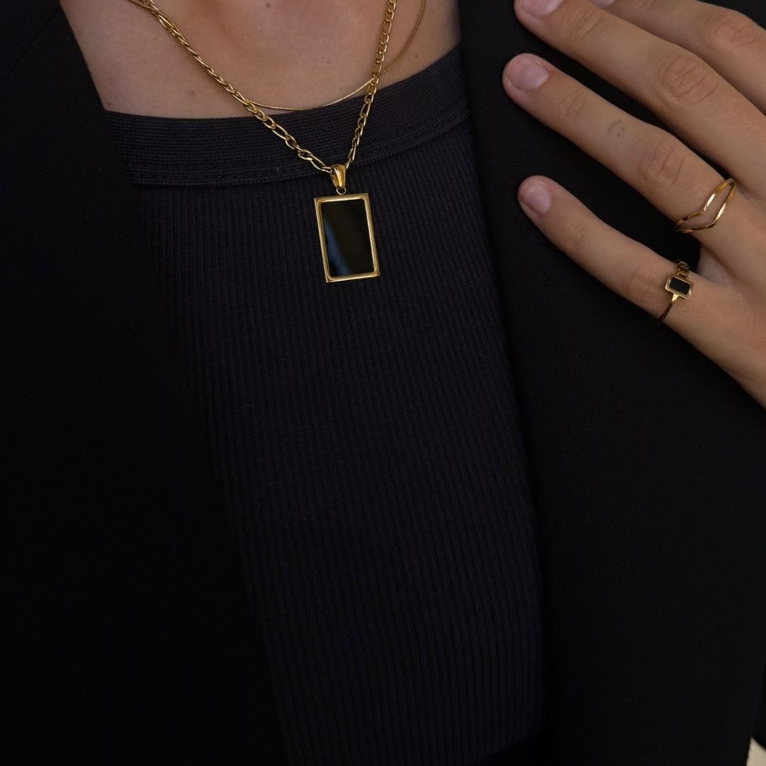 7 jarných šperků, které rozzáří každý outfit