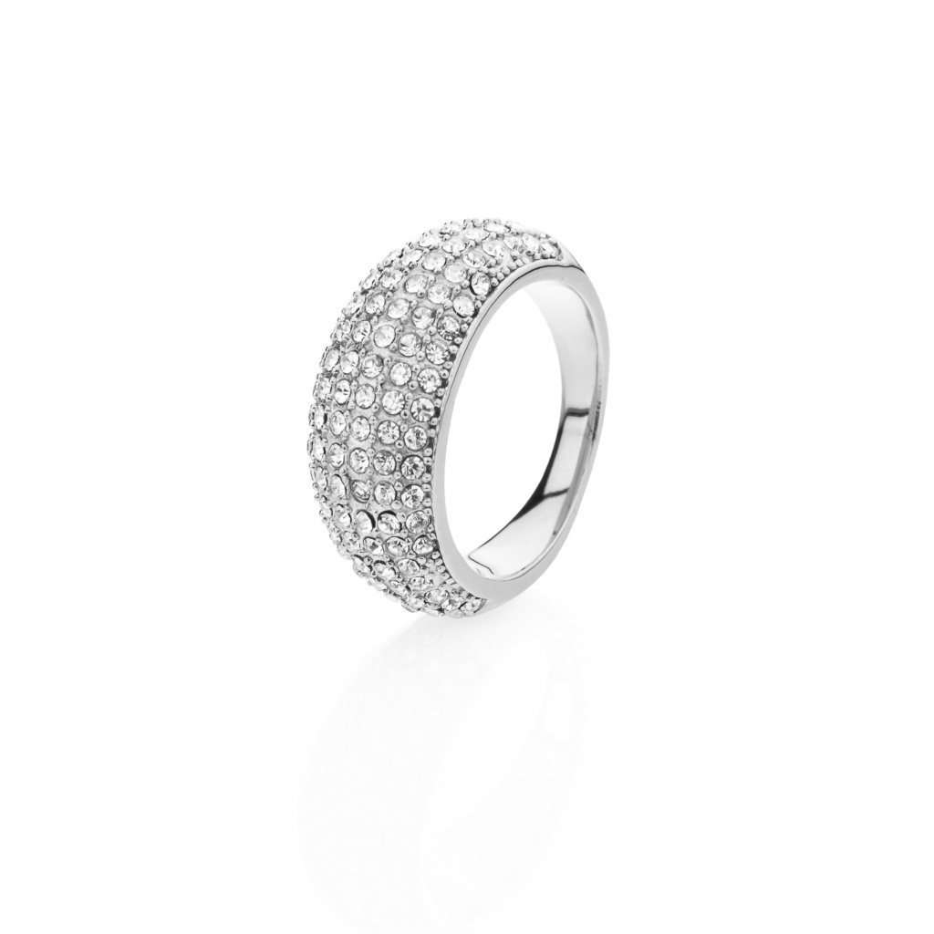 Stříbrný prsten s drobnými zirkony