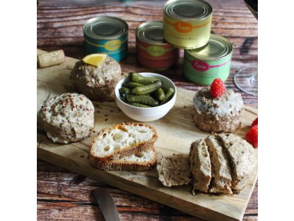 delicieuse terrine de chevreuil a lorange et au merlot boite 150 g