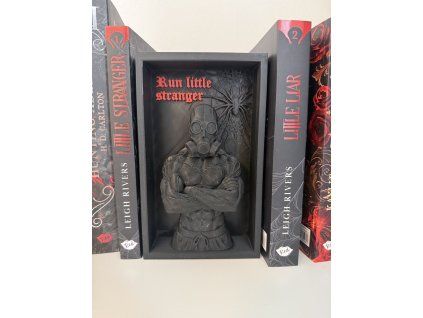 Book Nook | Run little stranger