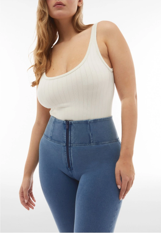 Buďte v kurzu: Barvy a vzory letošního jara!