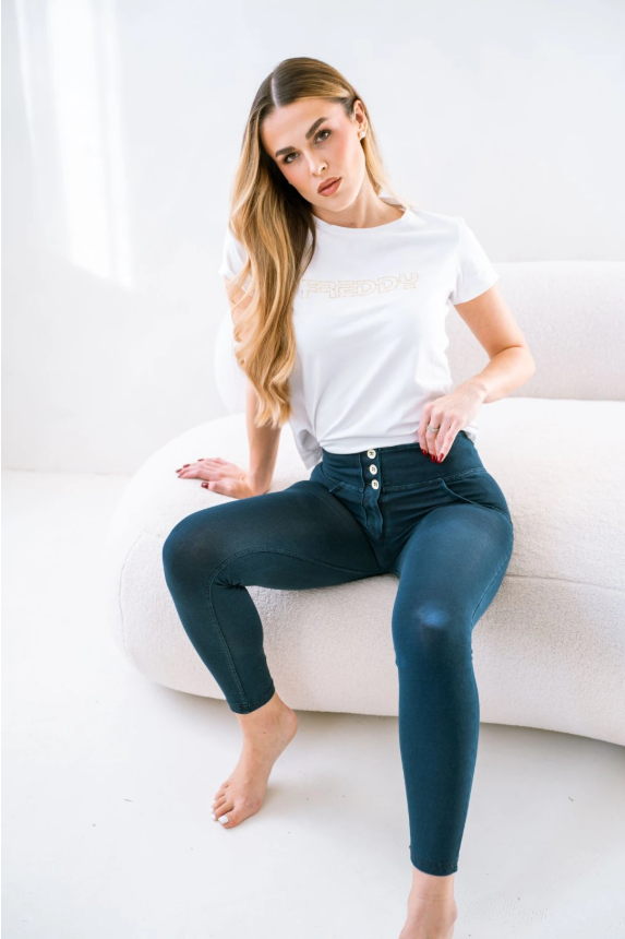 Zimní slevy pomalu končí: Poslední šance ulovit kousky za super ceny!