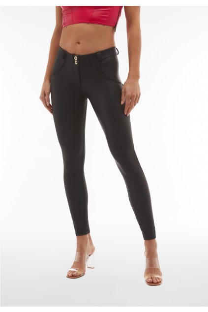 WR.UP® superštíhle push up nohavice z umelej kože šetrné k životnému prostrediu (Farba Biely piesok, Veľkosť L)