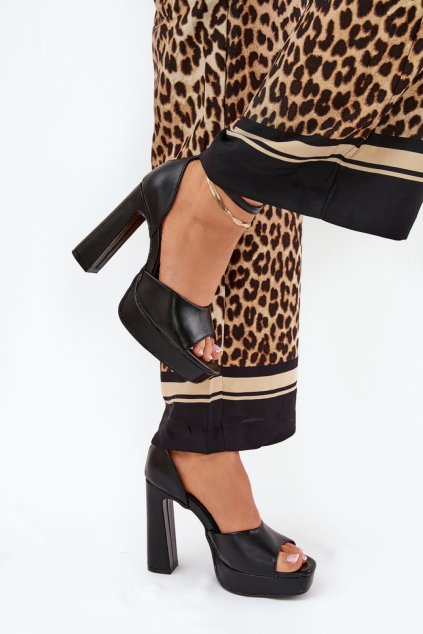 Sandály na podpatku  model 209893 Step in style (Velikost 39)