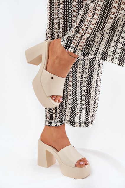 Pantofle  model 209943 Step in style (Velikost 37)