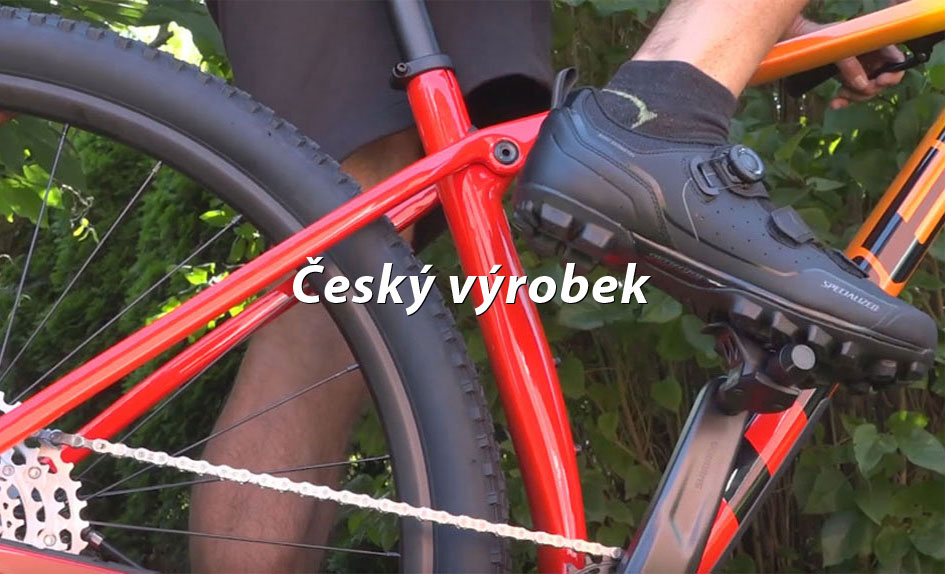 Pohled na nástup na pedál