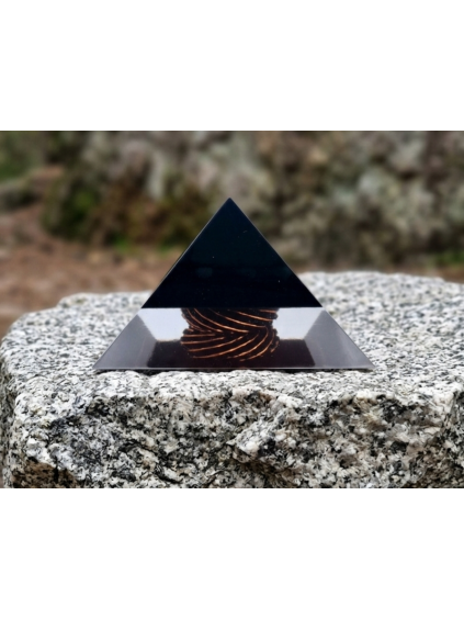 Orgonitová Šungitová pyramida