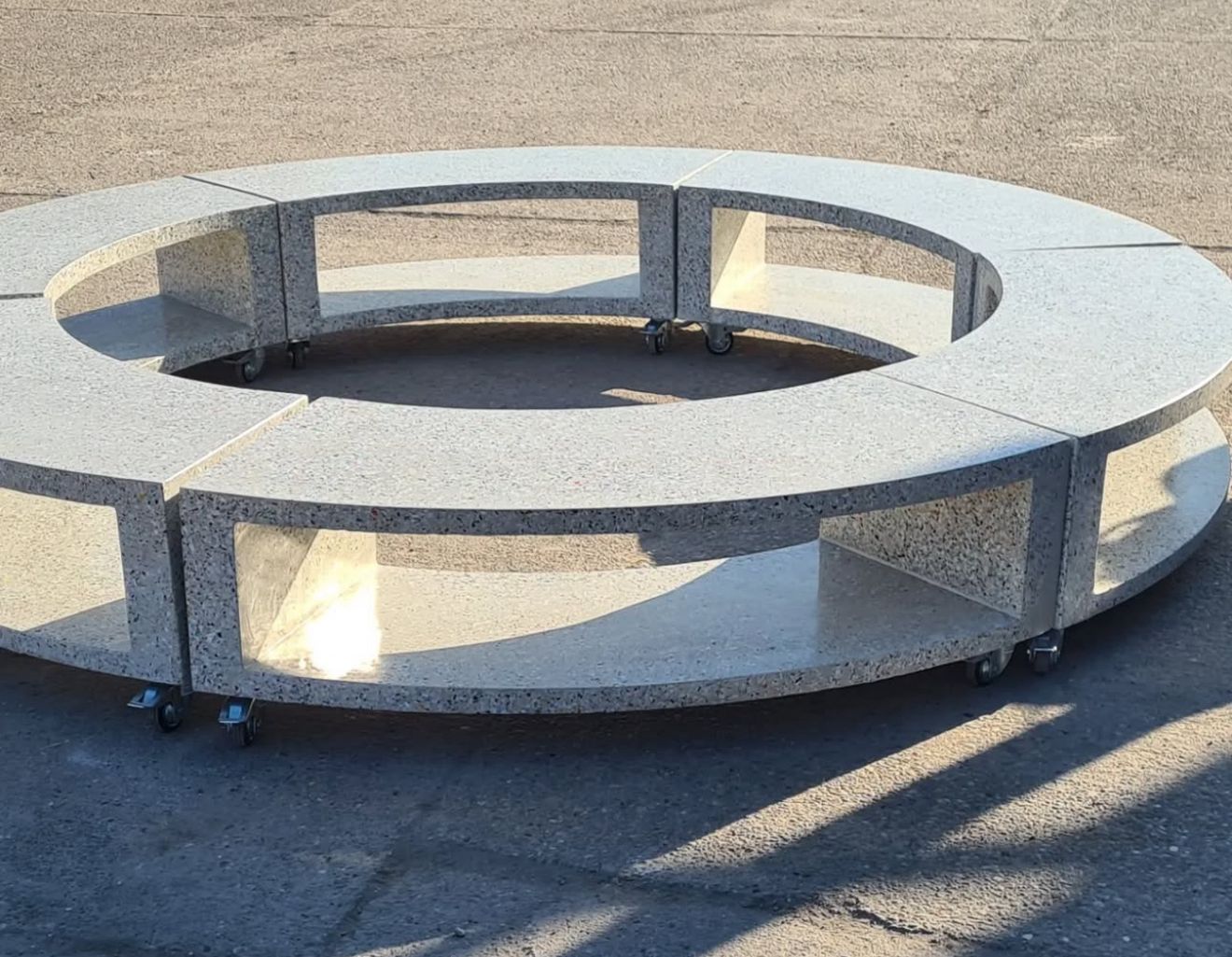 lavicka-terratico-circle-cela