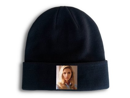Zimní pletená čepice černá Scarlett Johansson