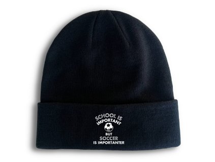 Beanie black Důležitější Než Matika? Fotbal!