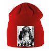 Dětská zimní čepice červená Šachy opice