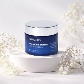 Pleť je napnutá, citlivá nebo dehydratovaná? 💙 Objevte hydratační bestseller od AGE:ZERO s objemem 200 ml, který pleť...