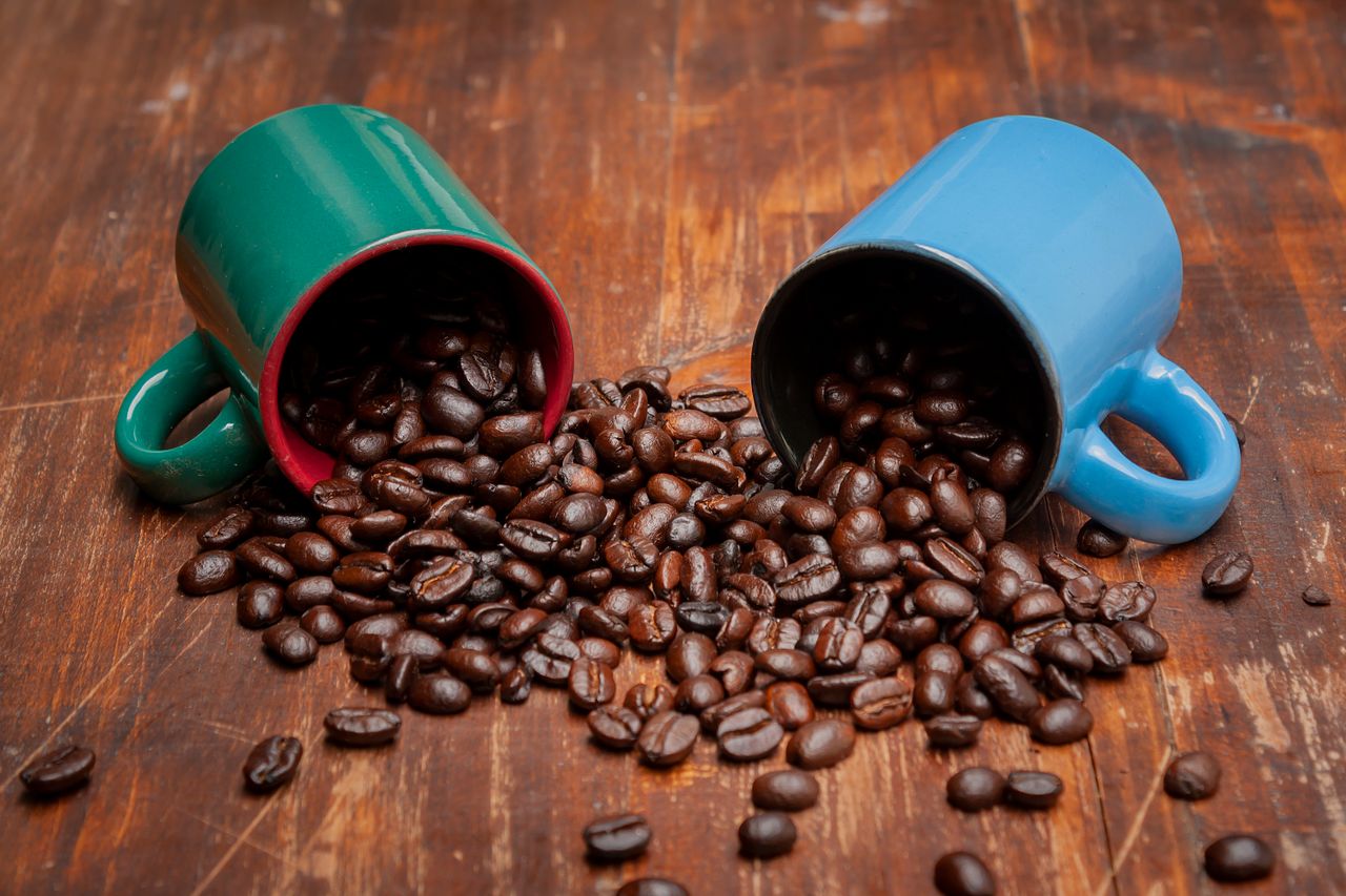 Arabica versus robusta: Rozdíly v chuti, kofeinu a použití