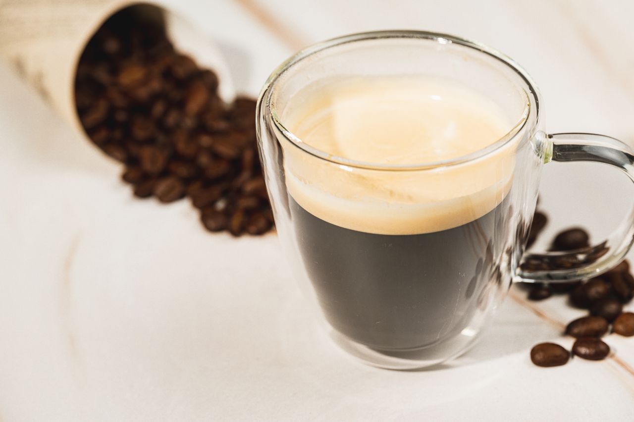 Jak připravit vyvážené espresso a podle čeho poznat chybu