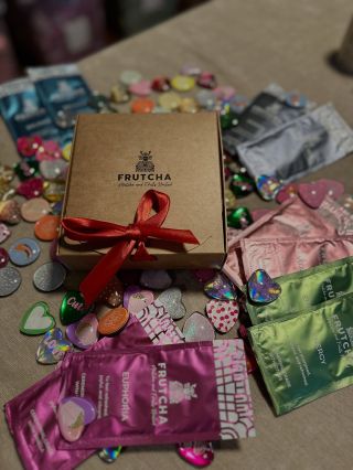 Vánoční Frutcha limitka je tady! Víc se dozvíš na našem webu 💚🫶👋