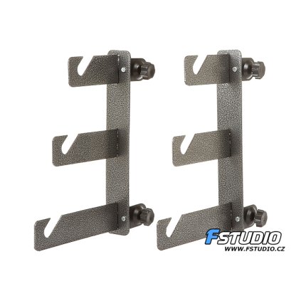 uchycení třech pozadí na stativy