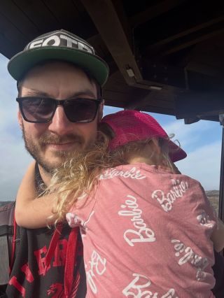 ŽENY TREBA ĽÚBIŤ😍 Skvěle to řekl @majkspirit 👌 Nejenom dnes ale každý jeden den👍 #fotr #otec #táta #ženy