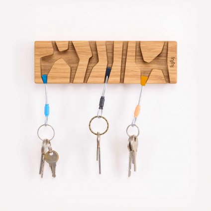 Oak wood key holder for climbers