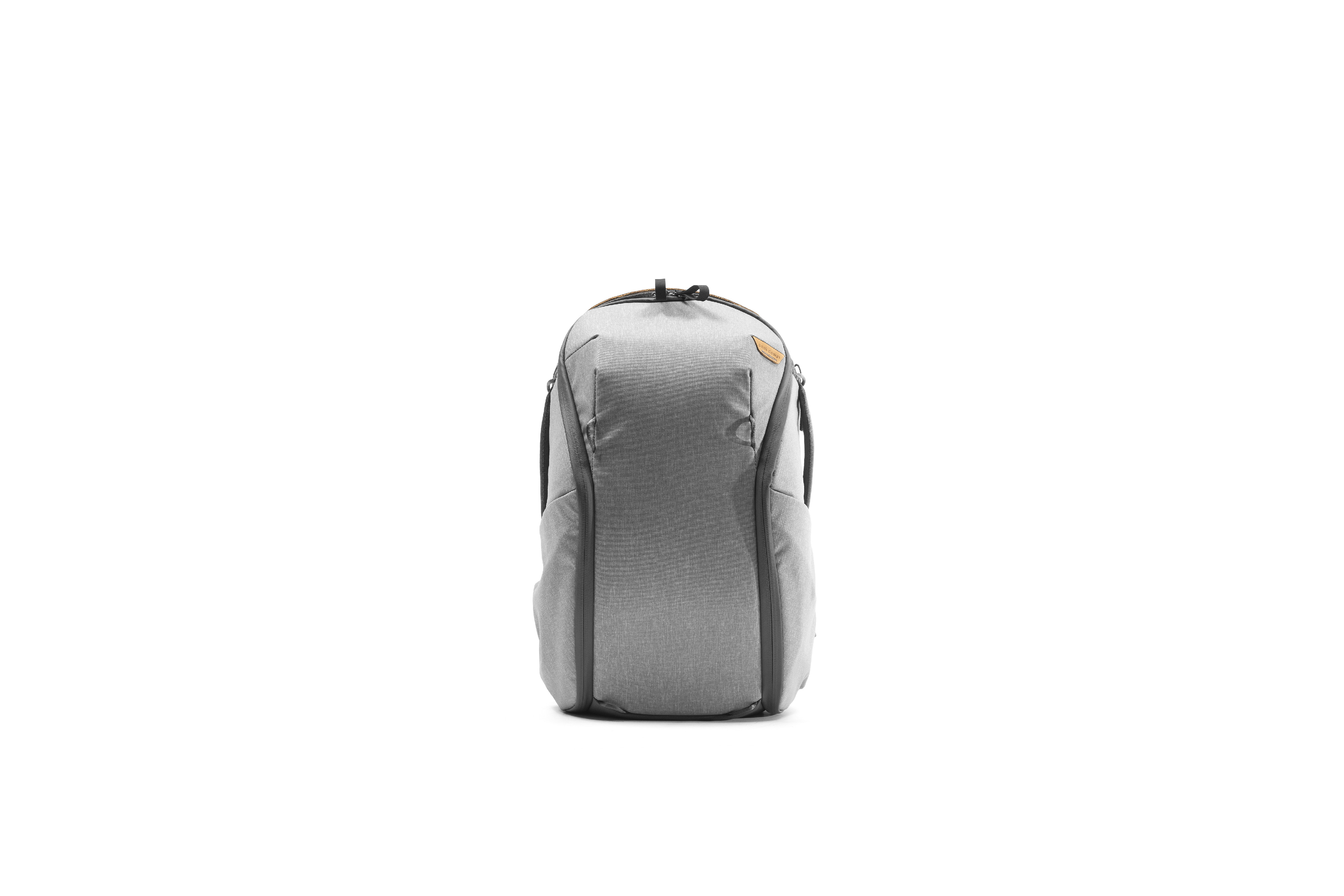 EVERYDAY BACKPACK ZIP (Peak Design) Barva: Ash (světle šedá), litry: 15L