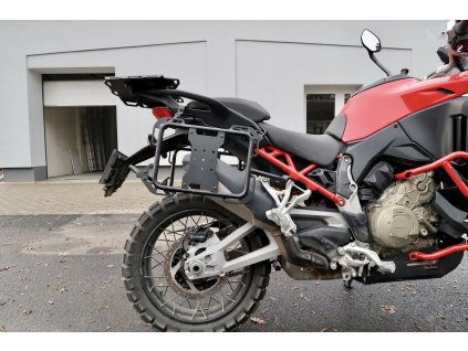 Stelaże sakw / kufrów bocznych Outback Motortek - Ducati Multistrada V4