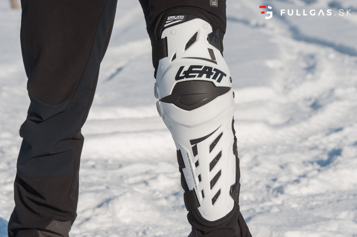 Kolenné chrániče Leatt Dual Axis – dobrý pomer cena, komfort a úžitok