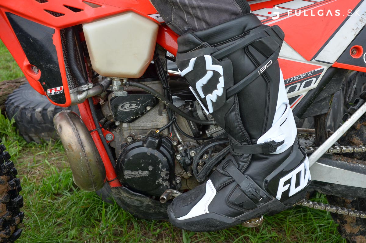 Fox_180_Boots_fullgas.sk_2018-28