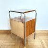 Funkcionalistický noční stolek | Functionalist bedside table