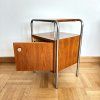 Funkcionalistický noční stolek | Functionalist bedside table