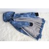 Softshellový predĺžený kabát jeans s červenou nášivkou