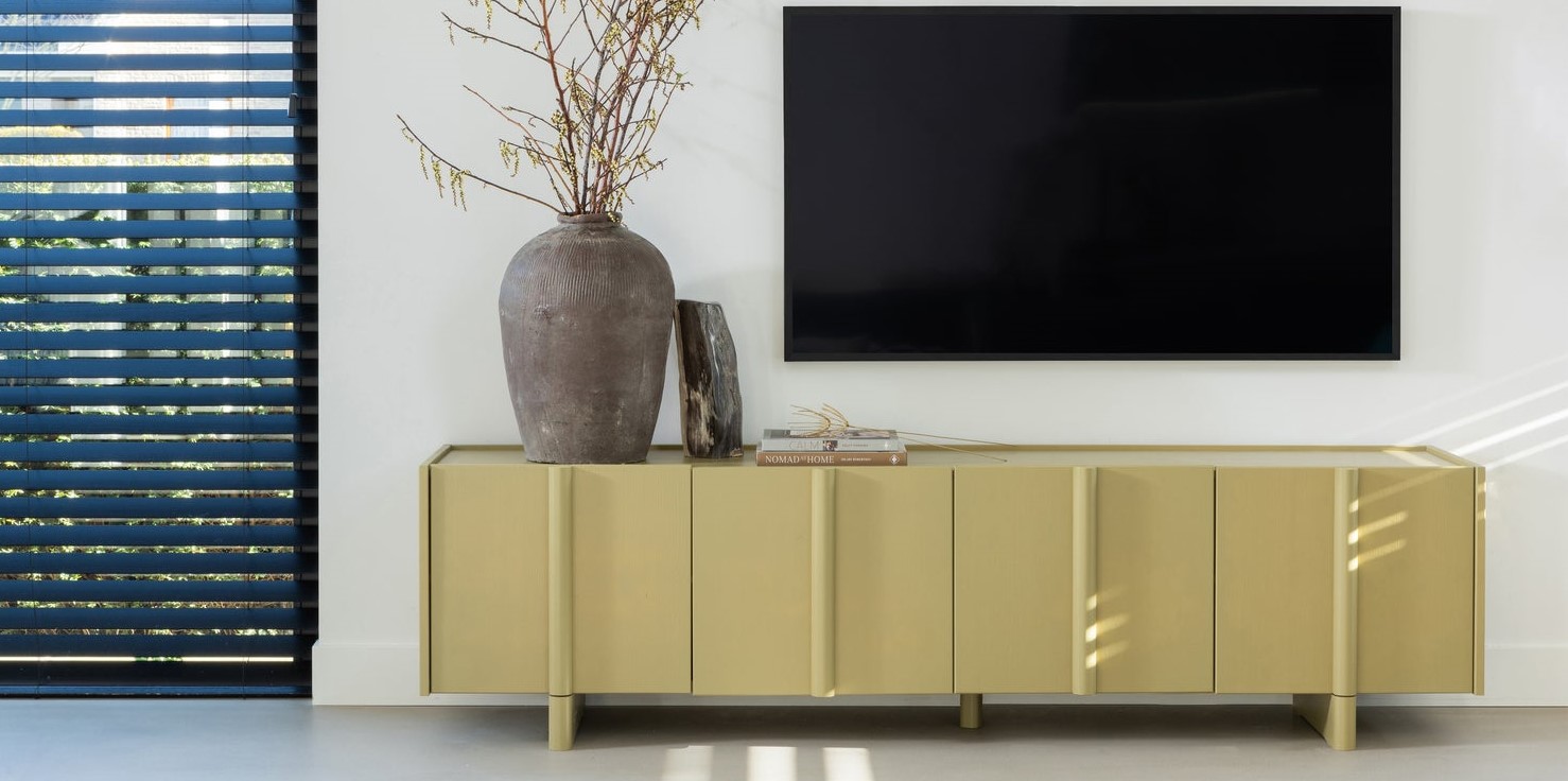 Jak vybrat ten pravý TV stolek?