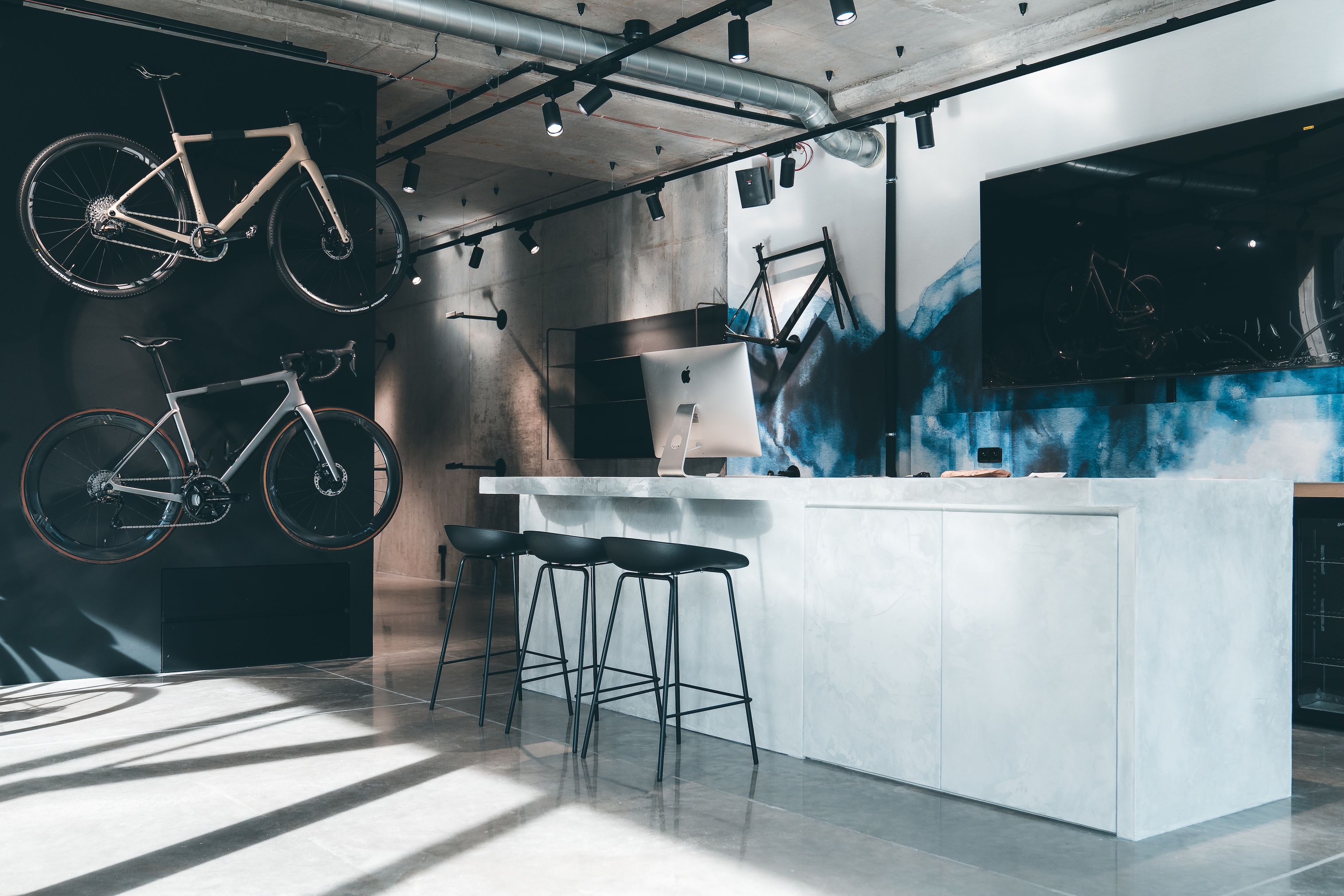 Prodejna a kavárna Future Cycling v Praze