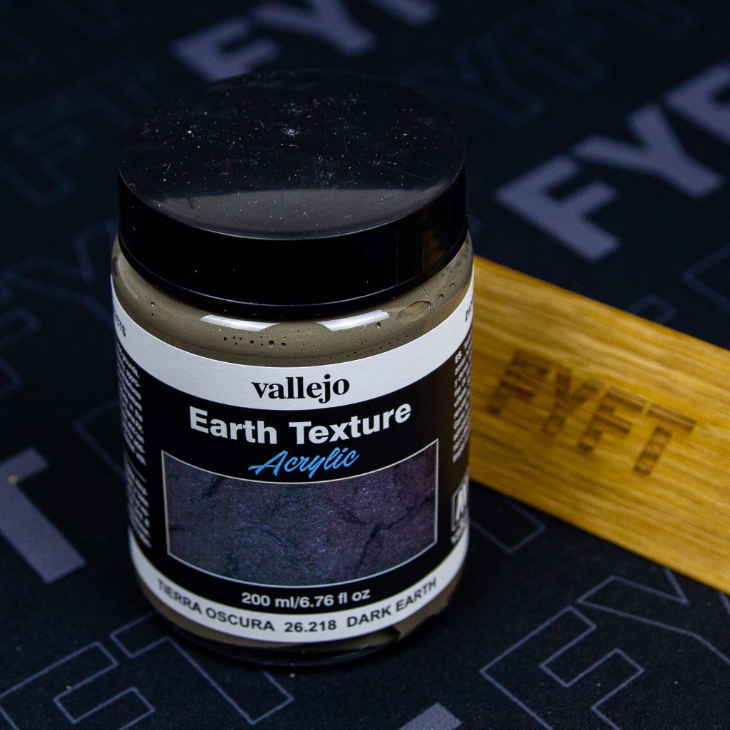 VALLEJO Diorama Effects | Earth Texture | Ground Texture | Thick Mud 200ml  / 6.76 fl.oz.