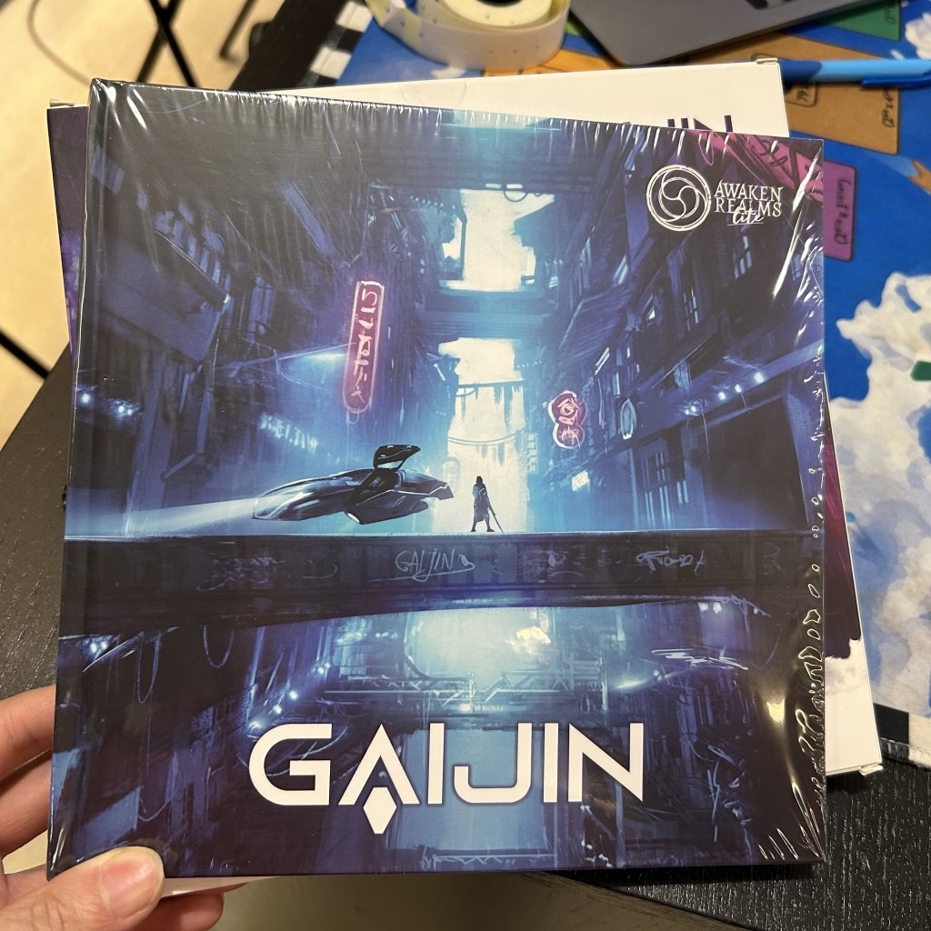 アート・デザイン・音楽 Gaijin and The Great Wall Surprise Box アート・デザイン・音楽 Gaijin and The Great Wall Surprise