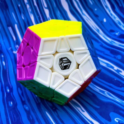 Galaxy V2 M megaminx - sculpted (X-man/QiYi)