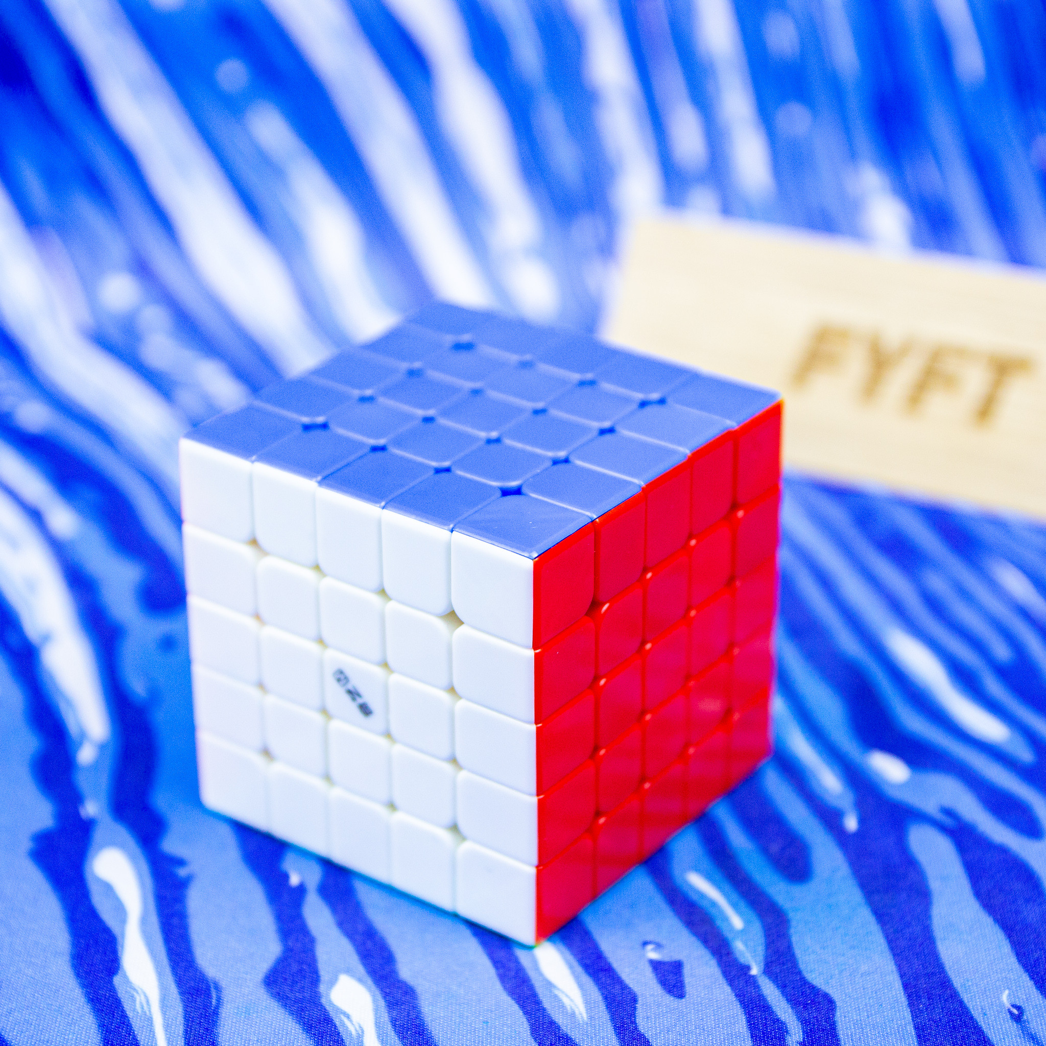 MS 5x5 (QiYi) - Speedcube Rubikova kostka Barva: Stickerless