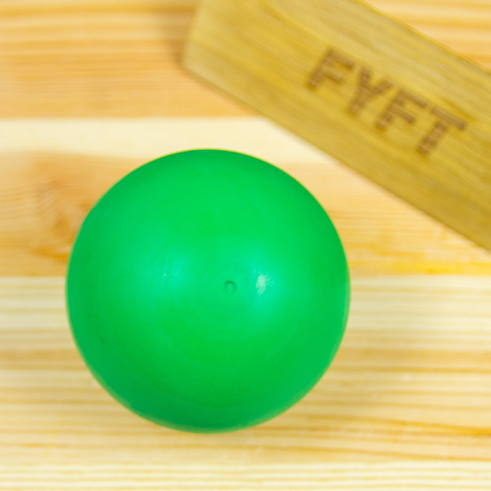 BOUNCE míčky 65mm (PLAY) - skákací míčky na žonglování o zem Barva: Zelená