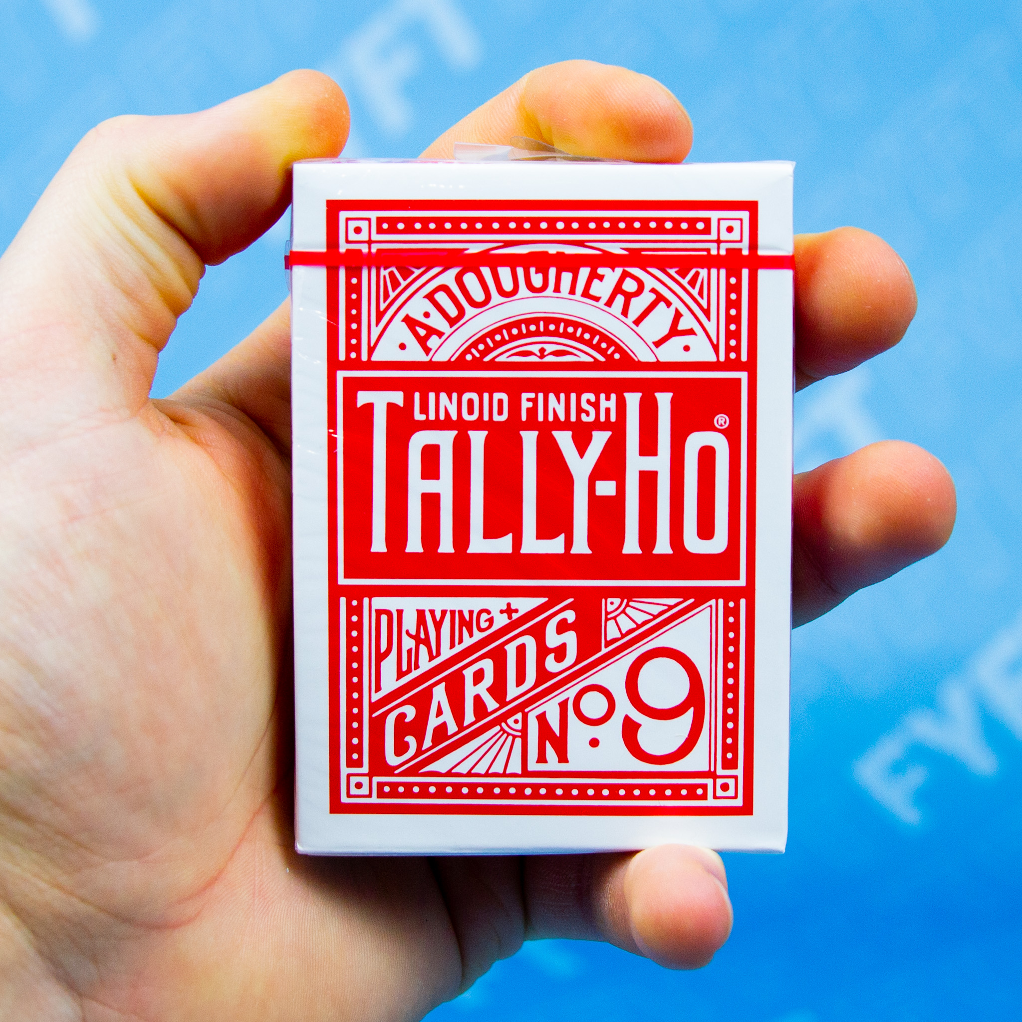 Tally-ho - Fan back (USPCC) Barva: Červená