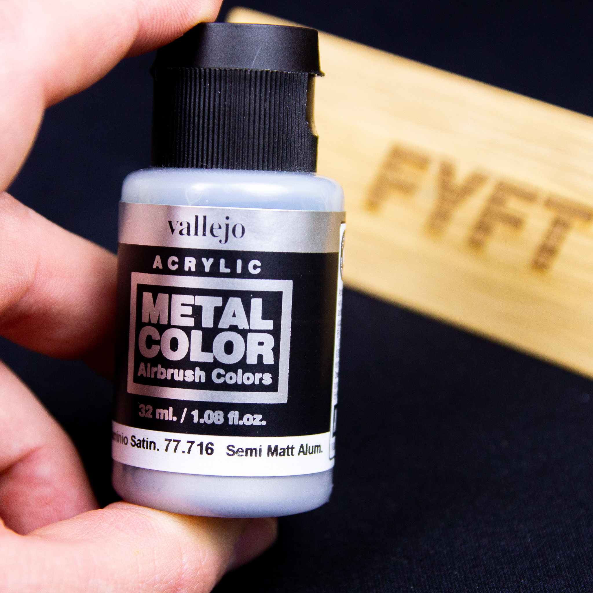 Barva Vallejo Metal Color 77.716 Semi Matt Aluminium 32ml