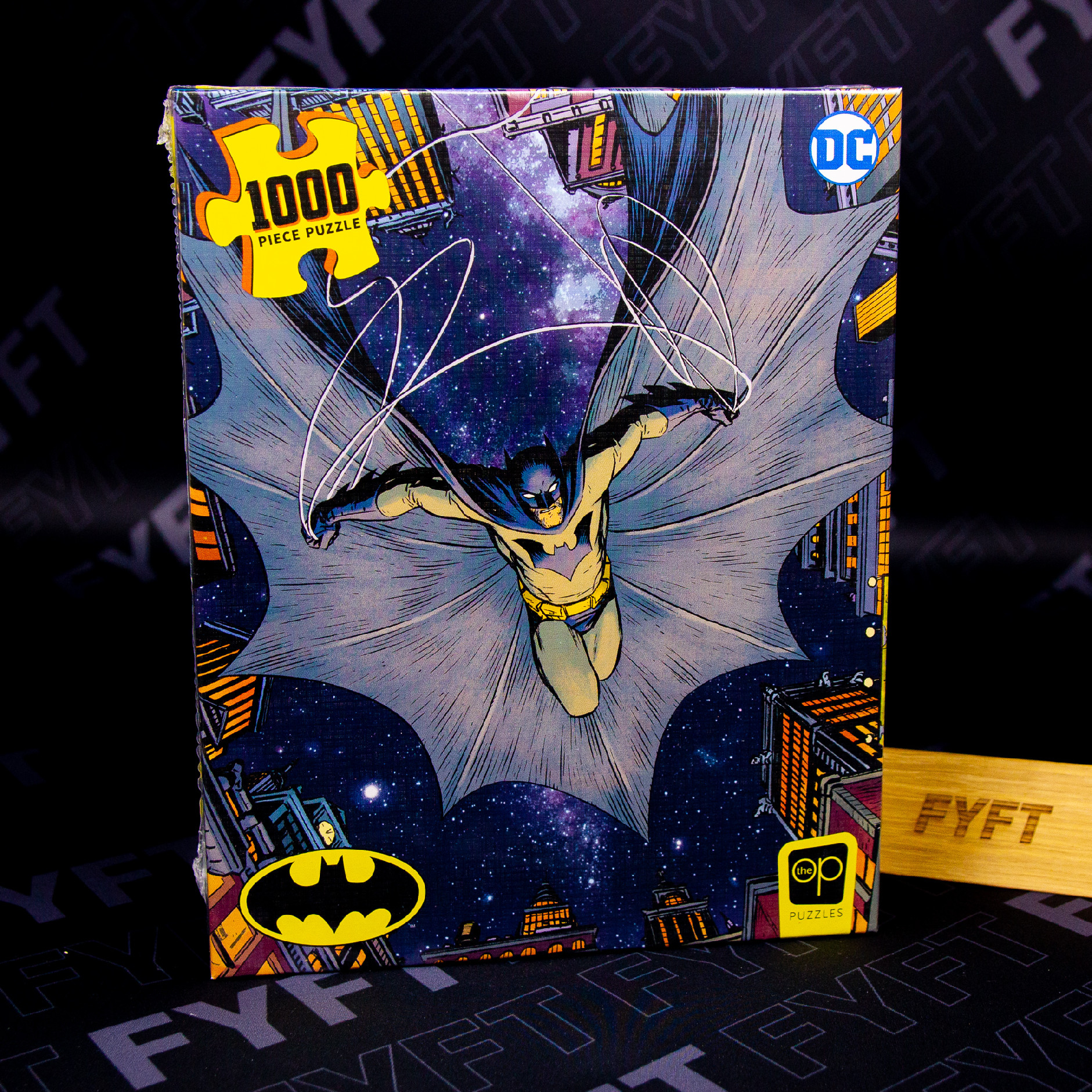 Batman "I Am The Night" - Puzzle 1000 dílků (USAopoly)