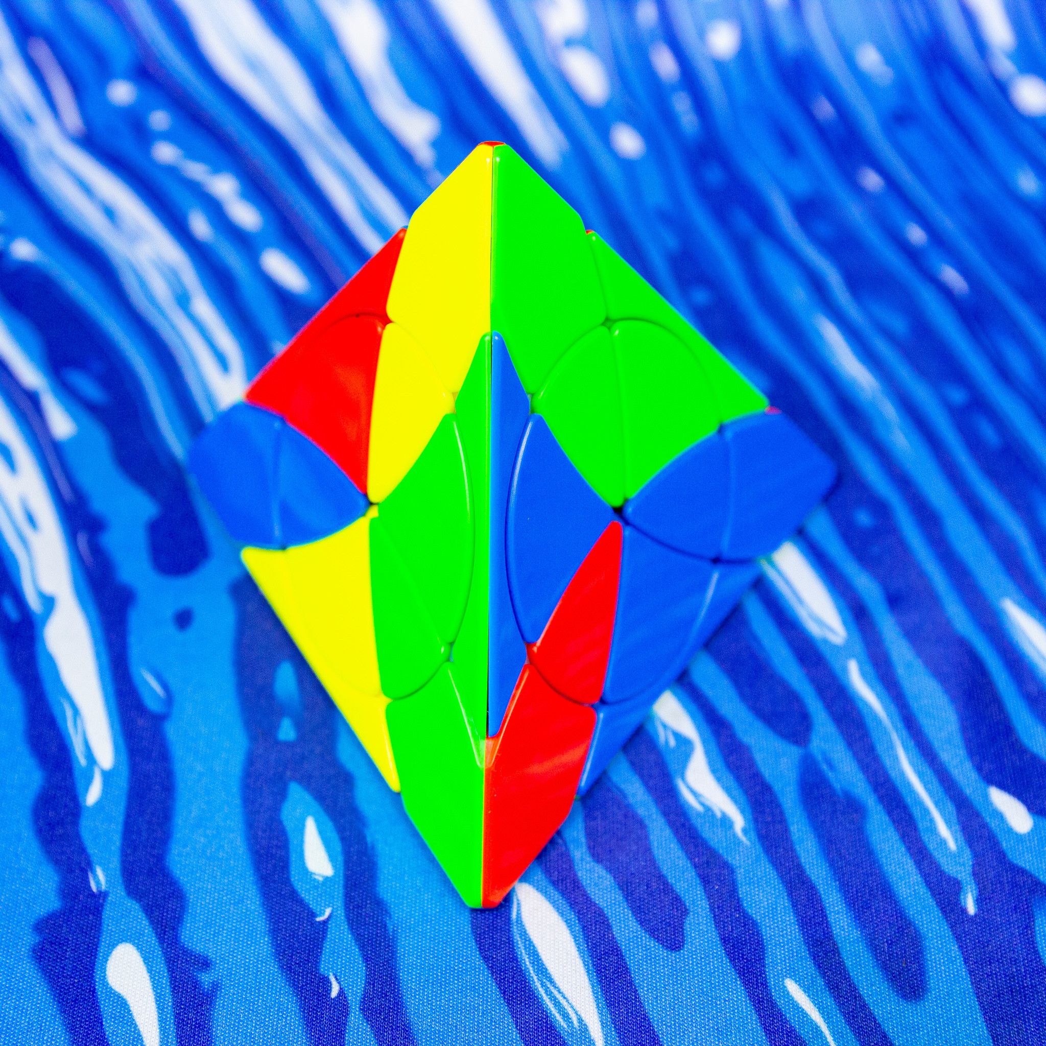 Hlavolam Petal pyraminx (YJ) na speedcubing