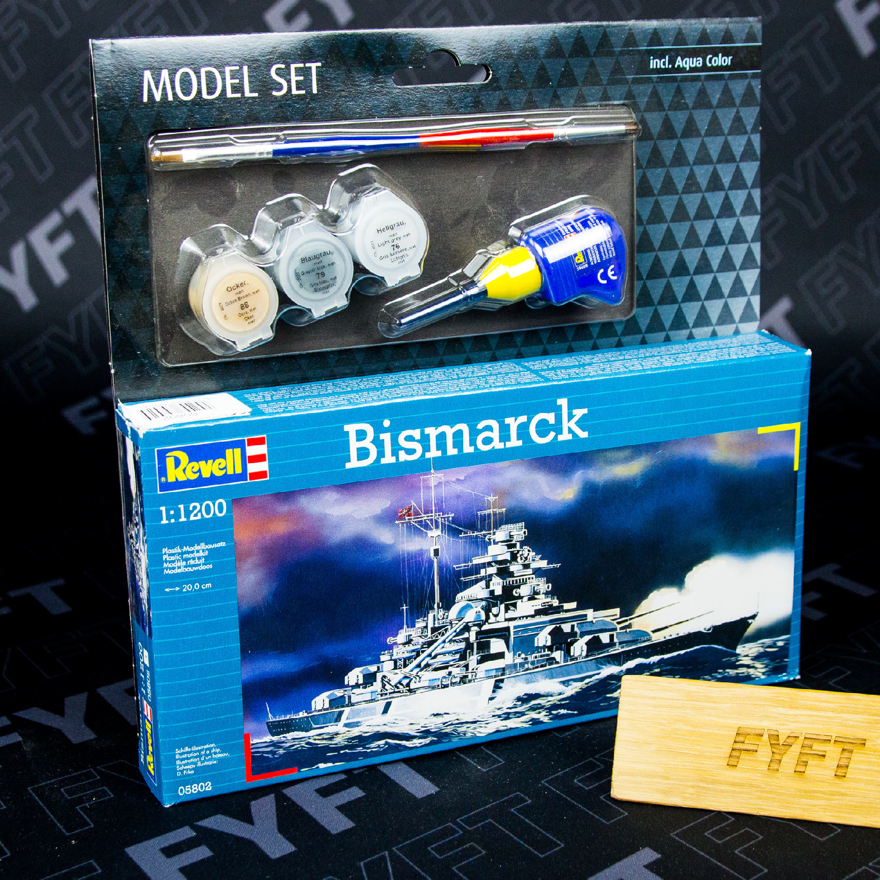 Plastikový model bitevní lodě Bismarck v měřítku 1:1200