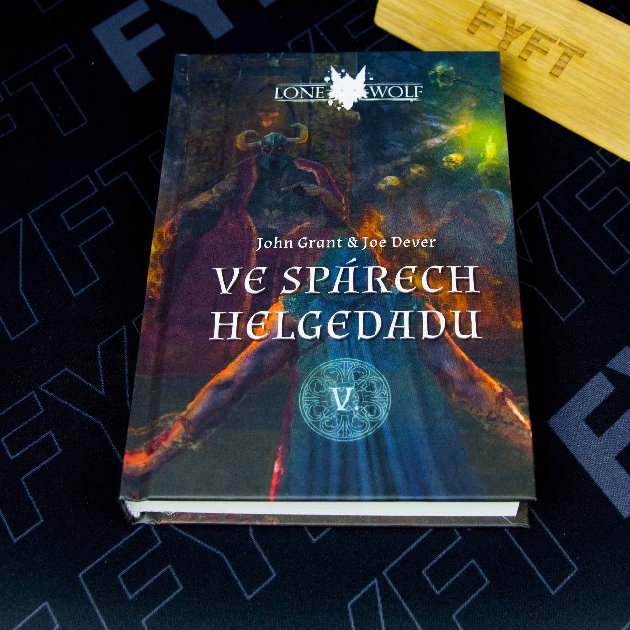 Mytago Lone Wolf: Ve spárech Helgedadu - vázaná (Mytago)