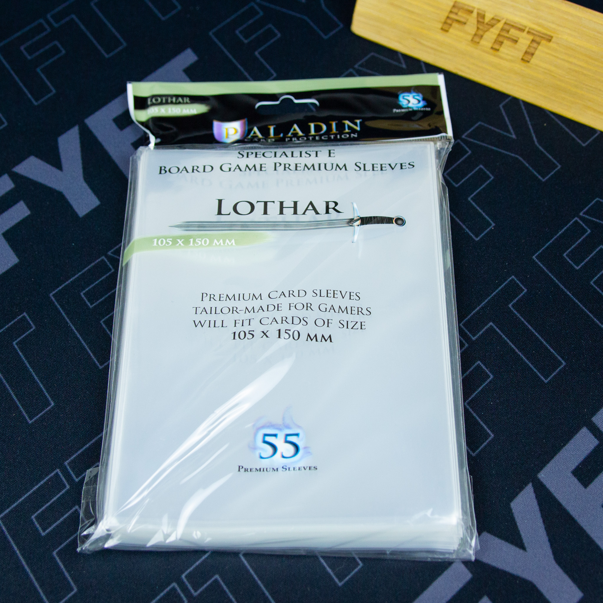 Lothar (105 x 150 mm, 55 ks) - Paladin obaly na karty