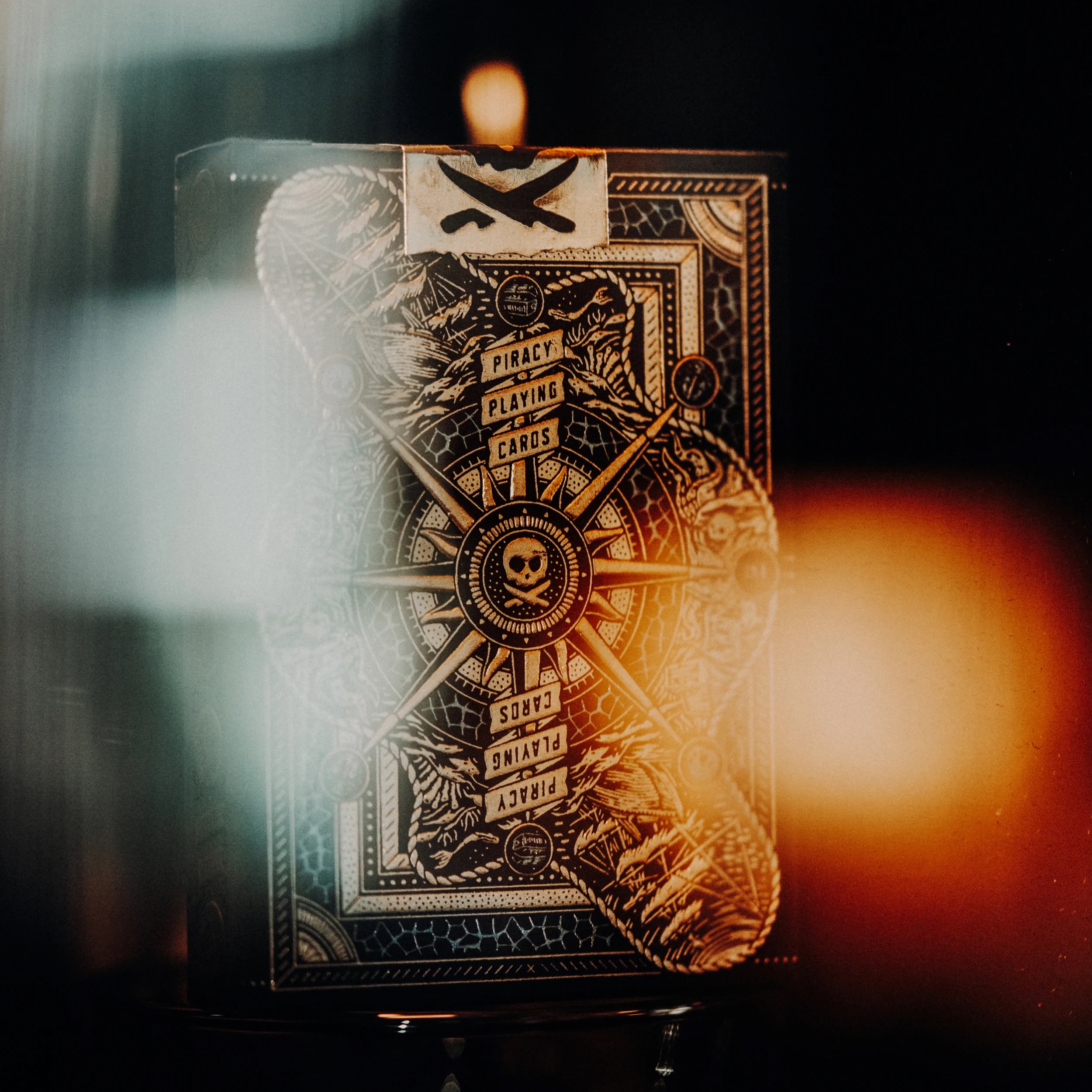 Piracy playing cards - Peter McKinnon (Theory11) - karty