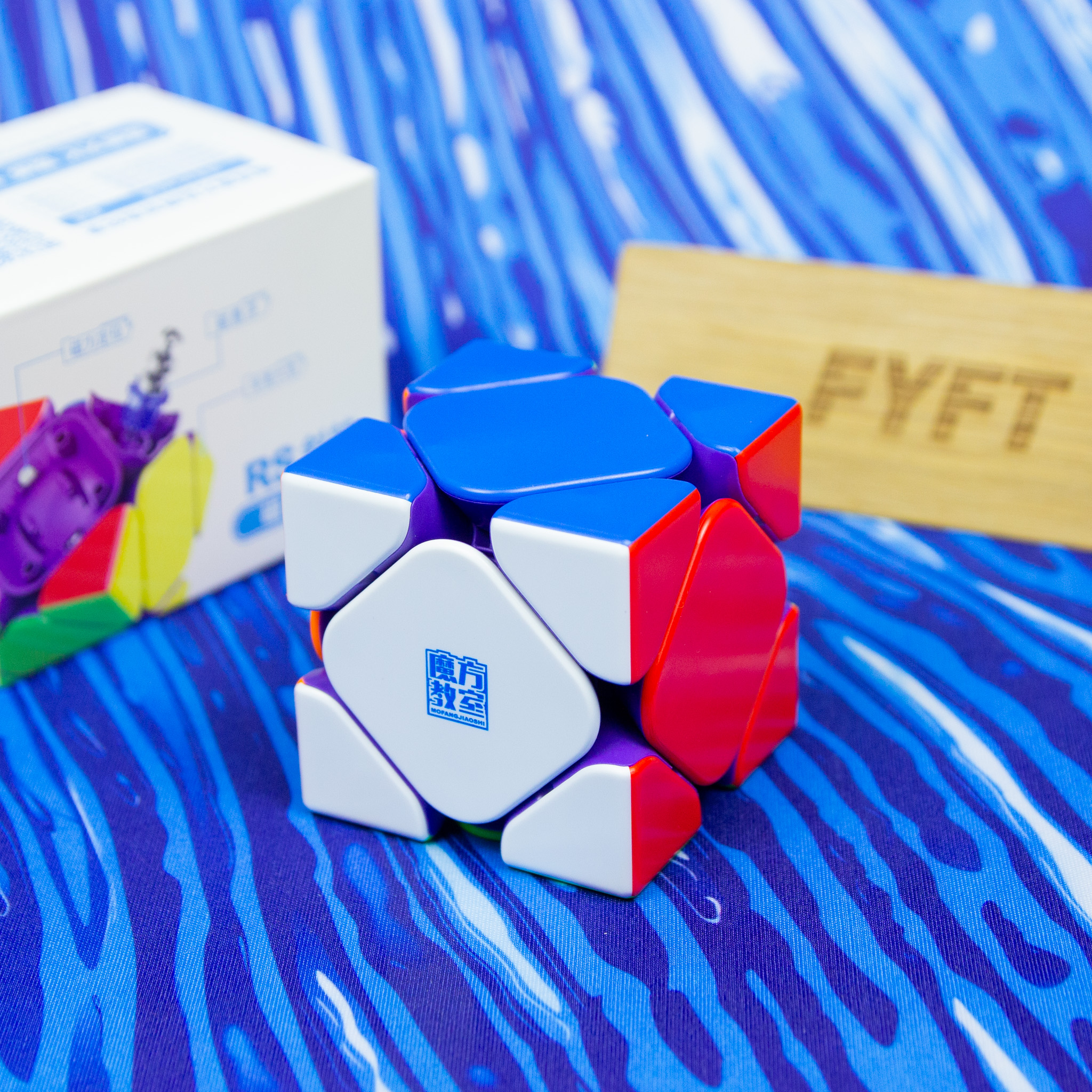 RS Skewb M Maglev (Moyu)